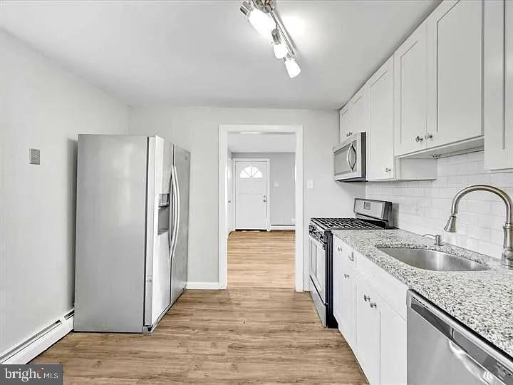 ROSLYN - Residential