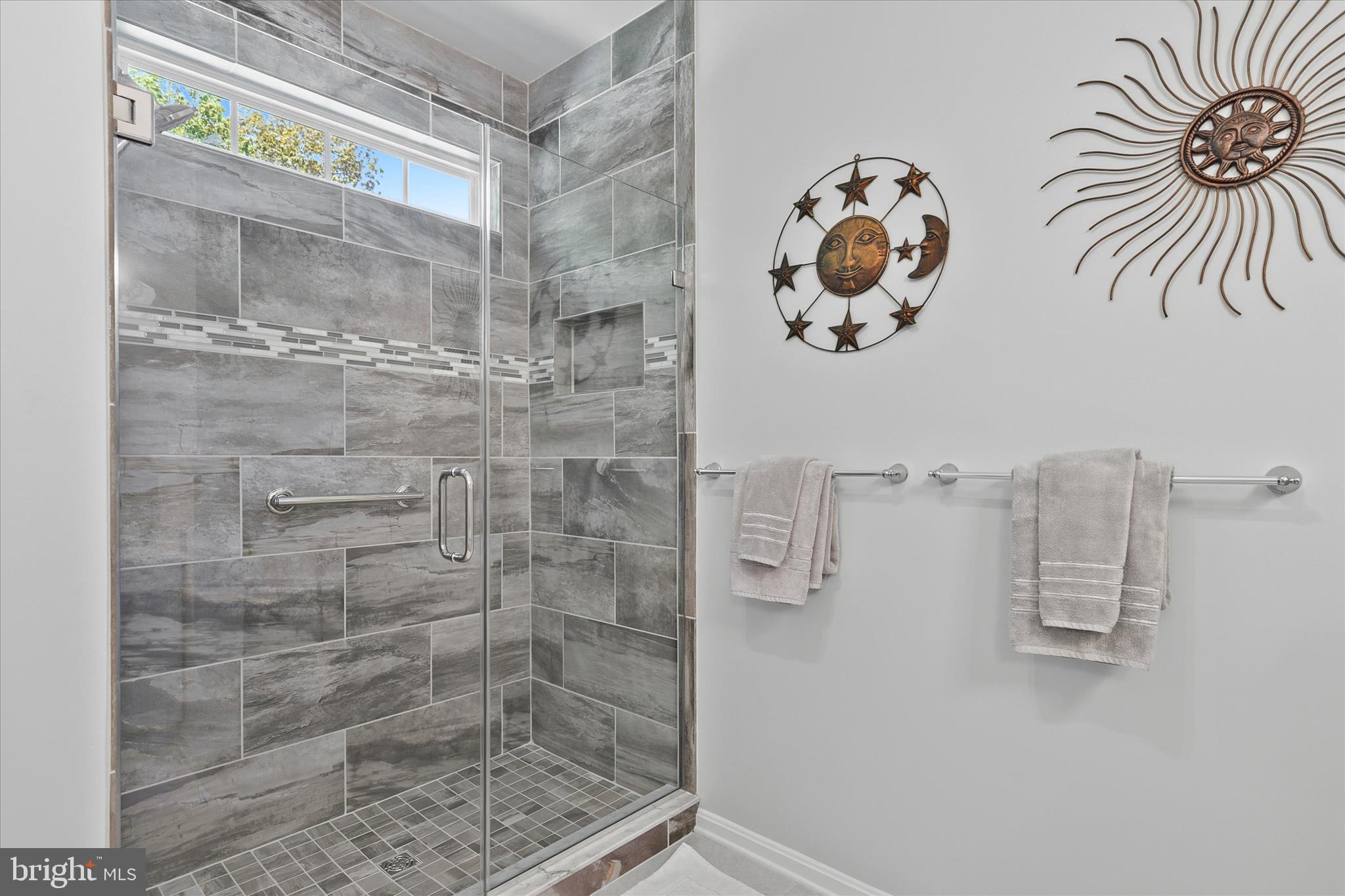 OAKMONT ESTATES - Residential
