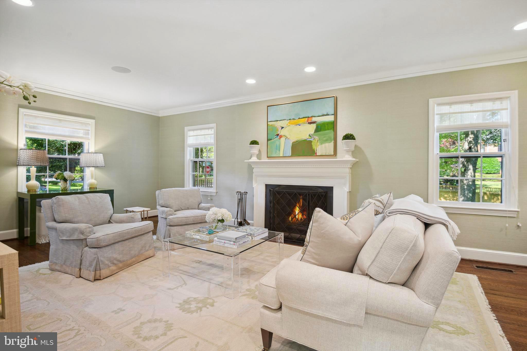 CHEVY CHASE - Residential