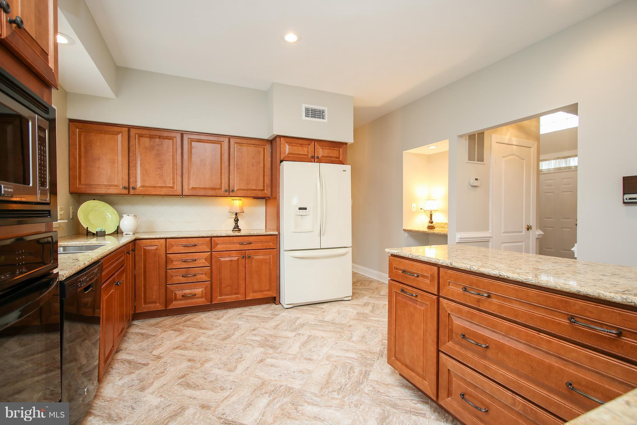 LAYTONSVILLE TOWN - Residential