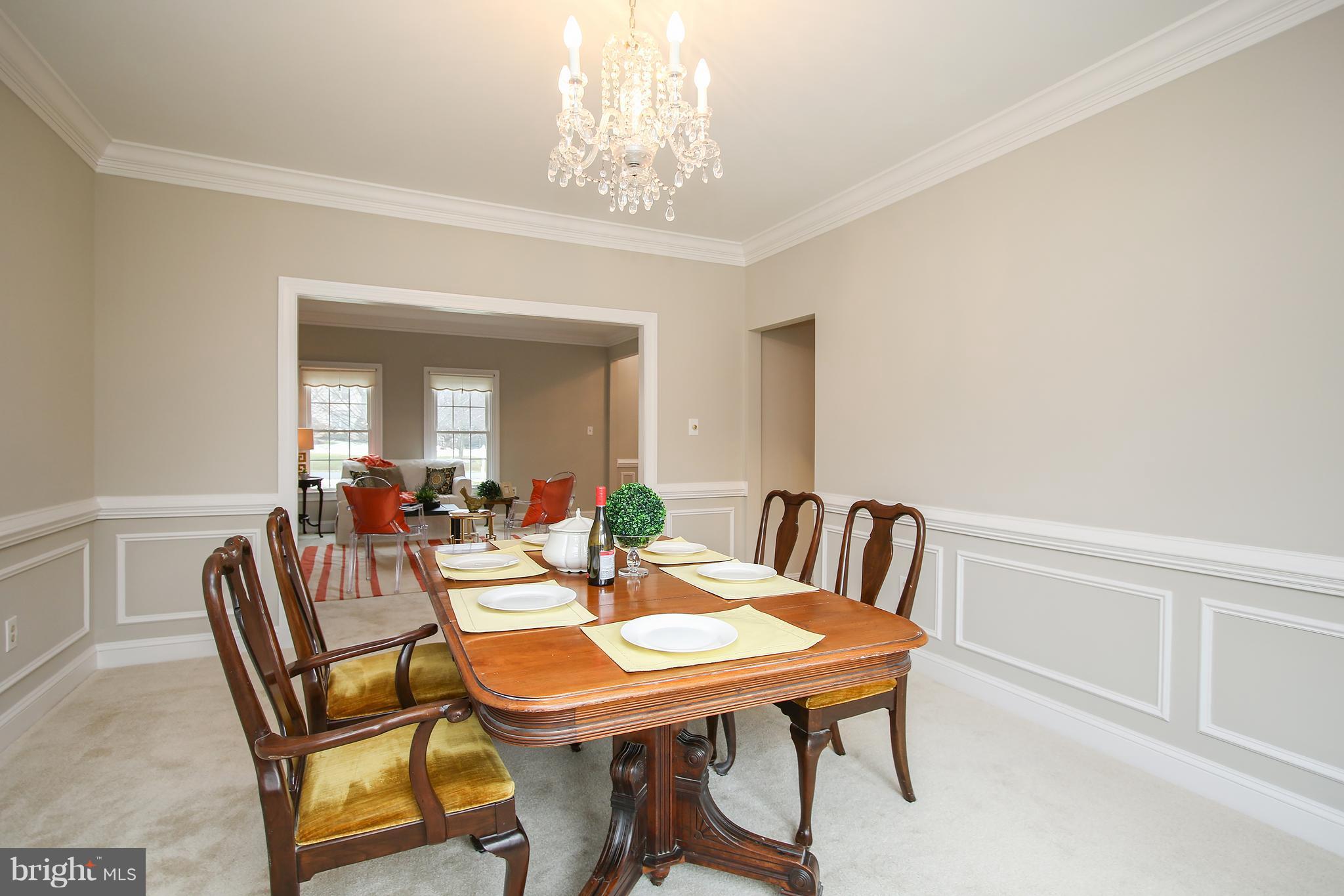 LAYTONSVILLE TOWN - Residential
