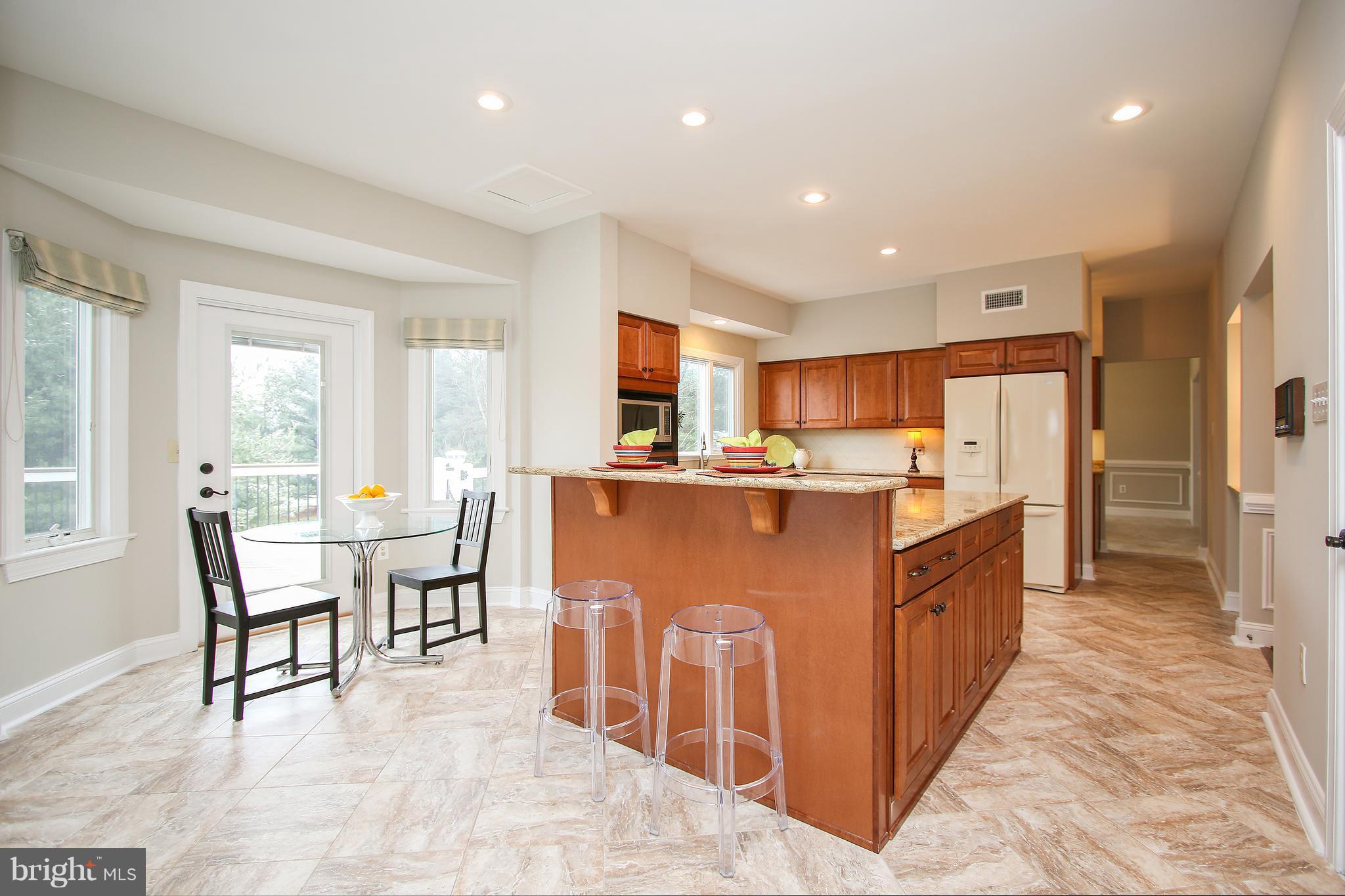 LAYTONSVILLE TOWN - Residential