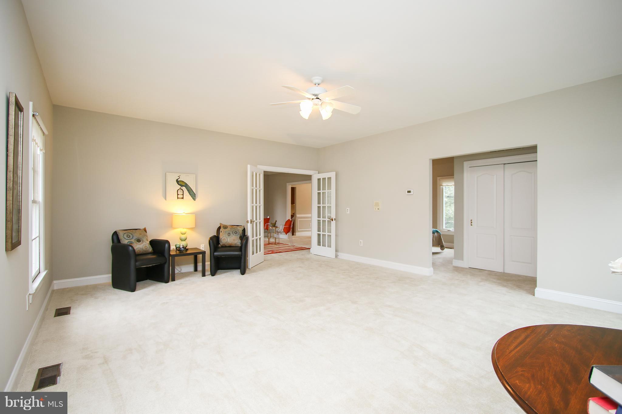LAYTONSVILLE TOWN - Residential