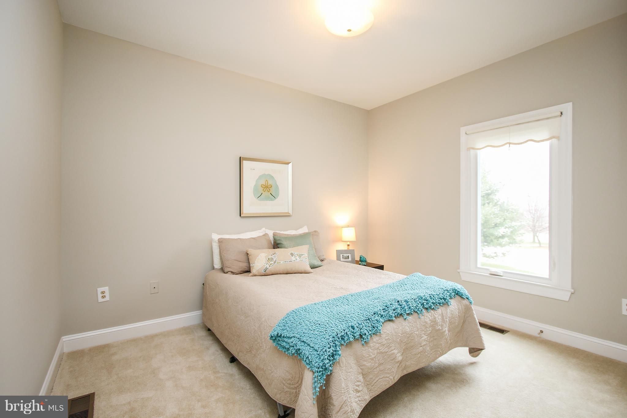 LAYTONSVILLE TOWN - Residential