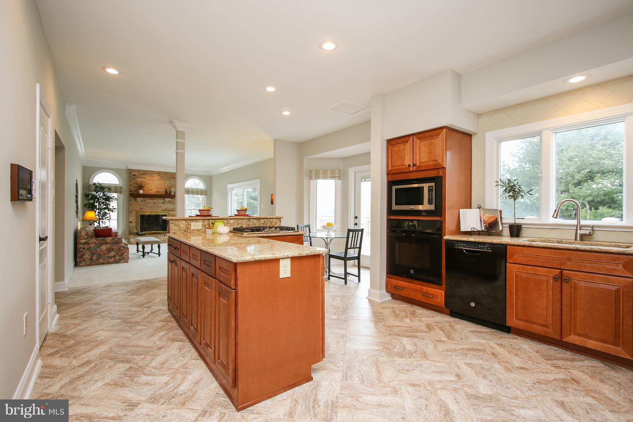LAYTONSVILLE TOWN - Residential
