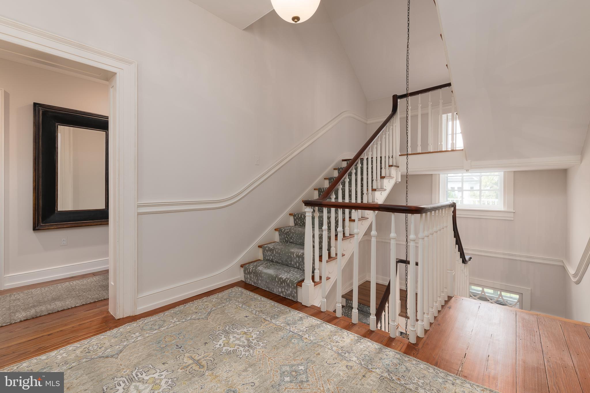 HISTORIC  DOWNTOWN FREDERICKSBURG - Residential