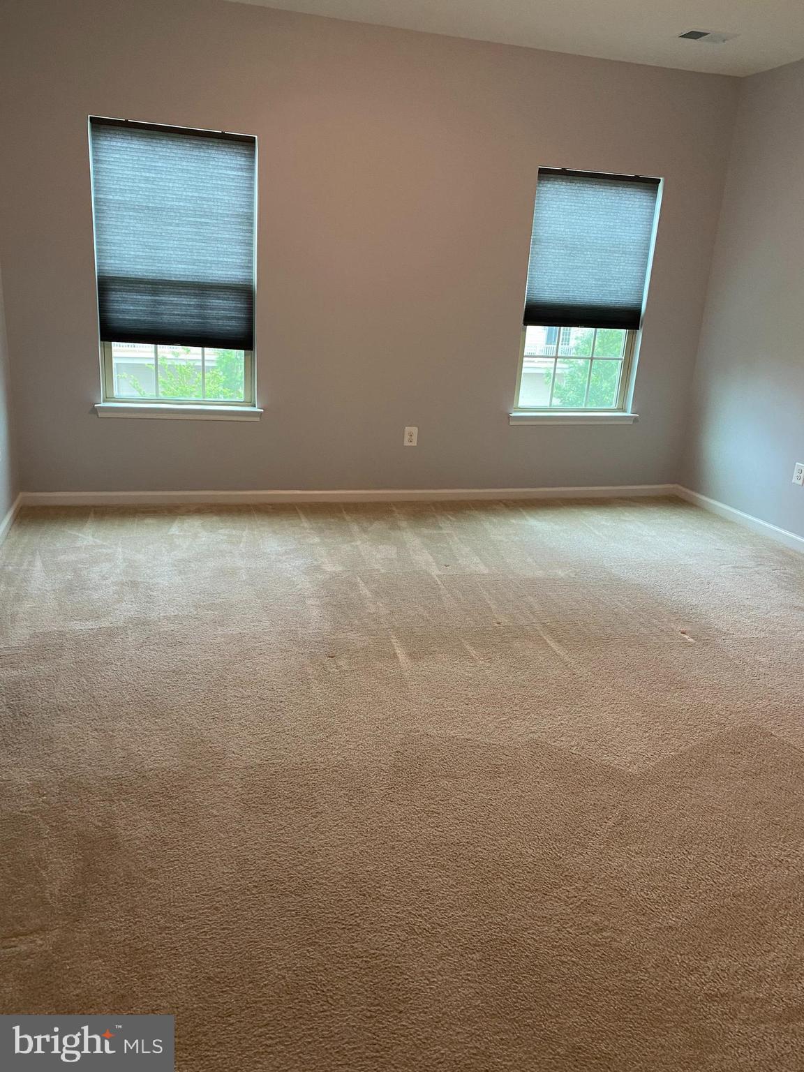 EMBREY MILL - Residential Lease