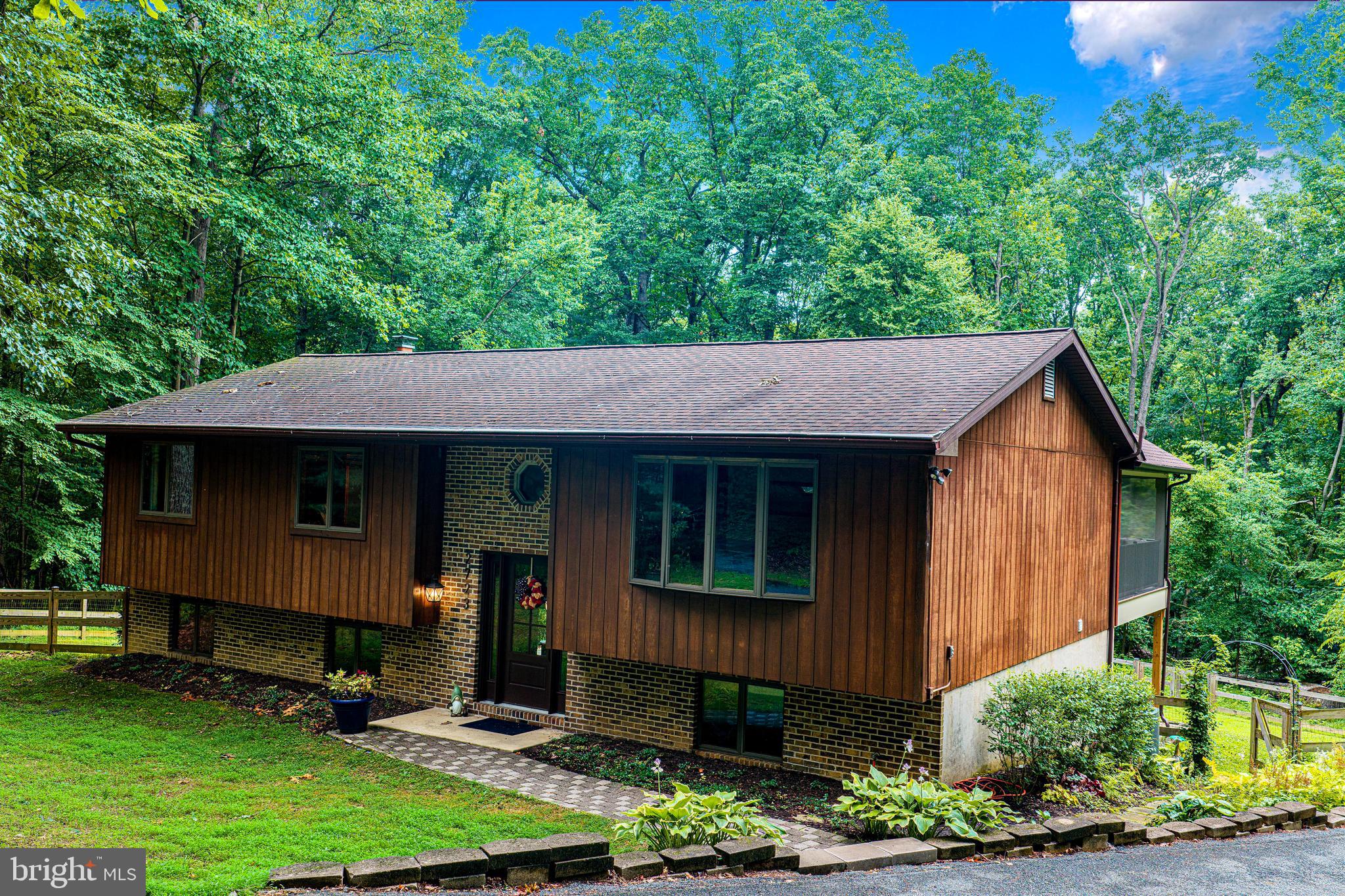 SHARON ACRES ESTATES - Residential