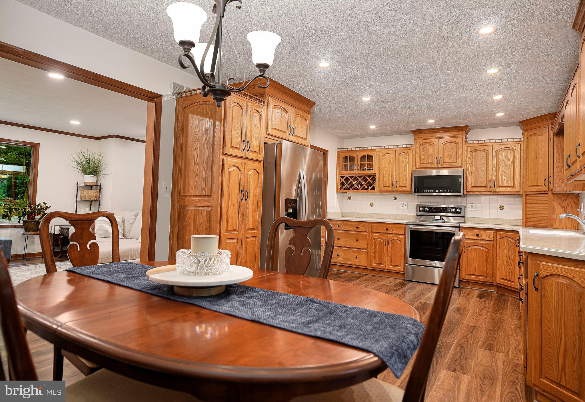 SHARON ACRES ESTATES - Residential