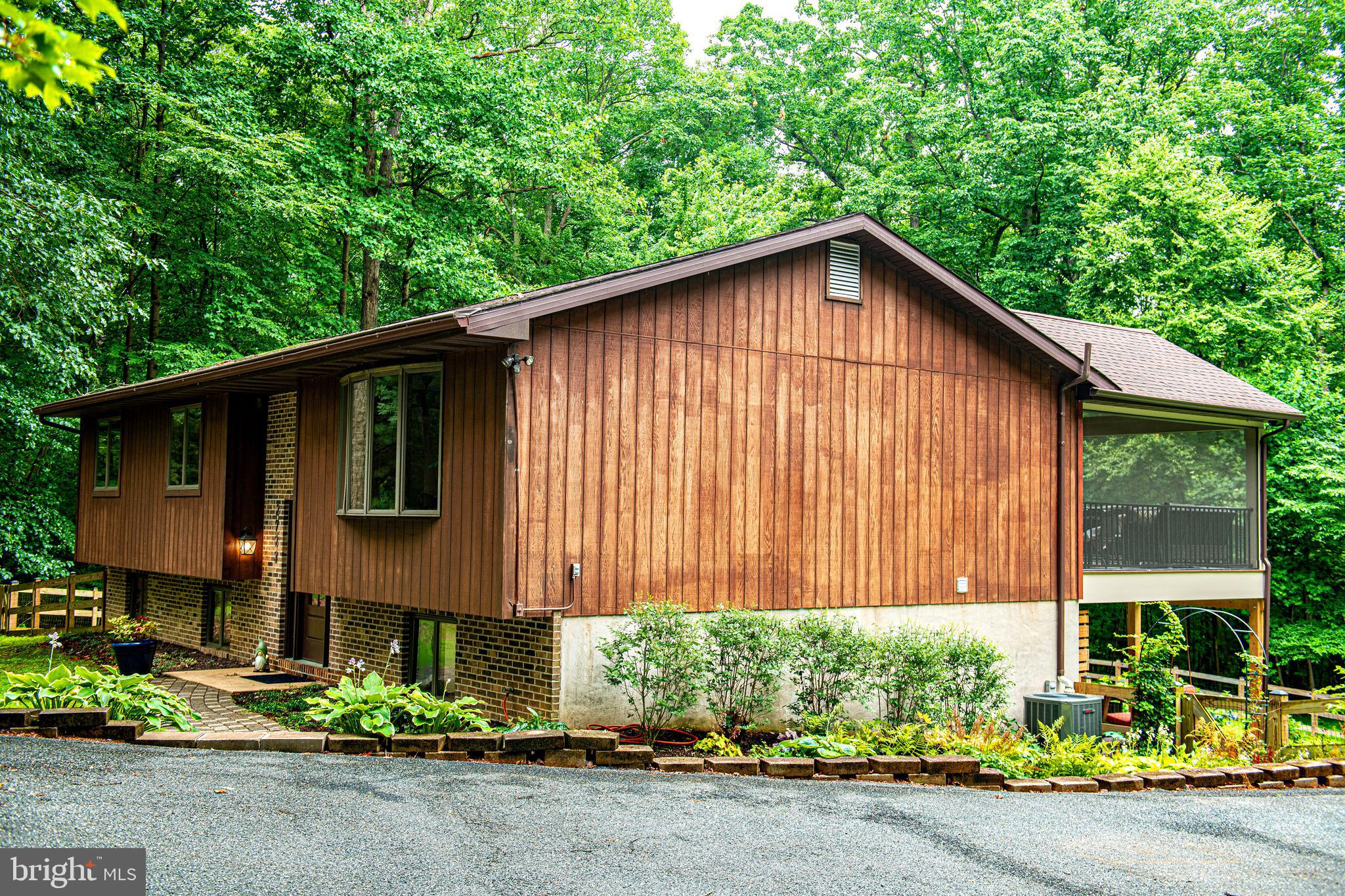 SHARON ACRES ESTATES - Residential