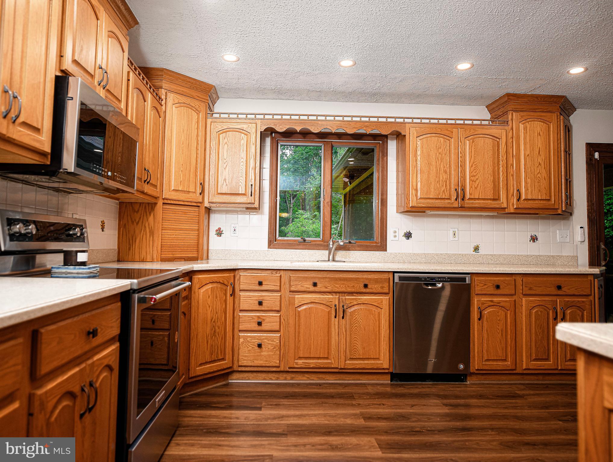SHARON ACRES ESTATES - Residential