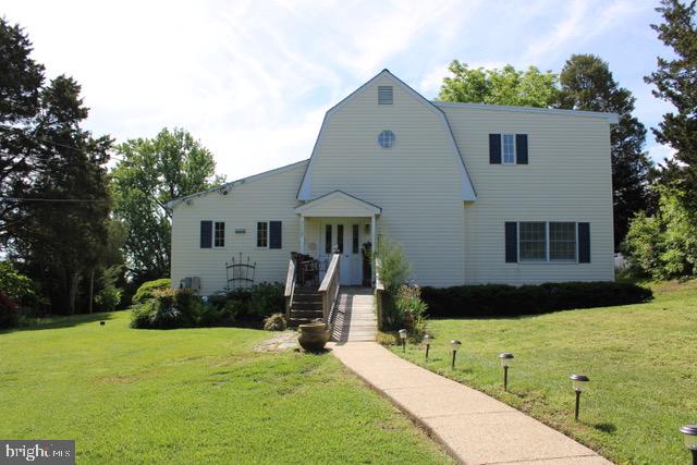 LARRIMORE'S POINT - Residential