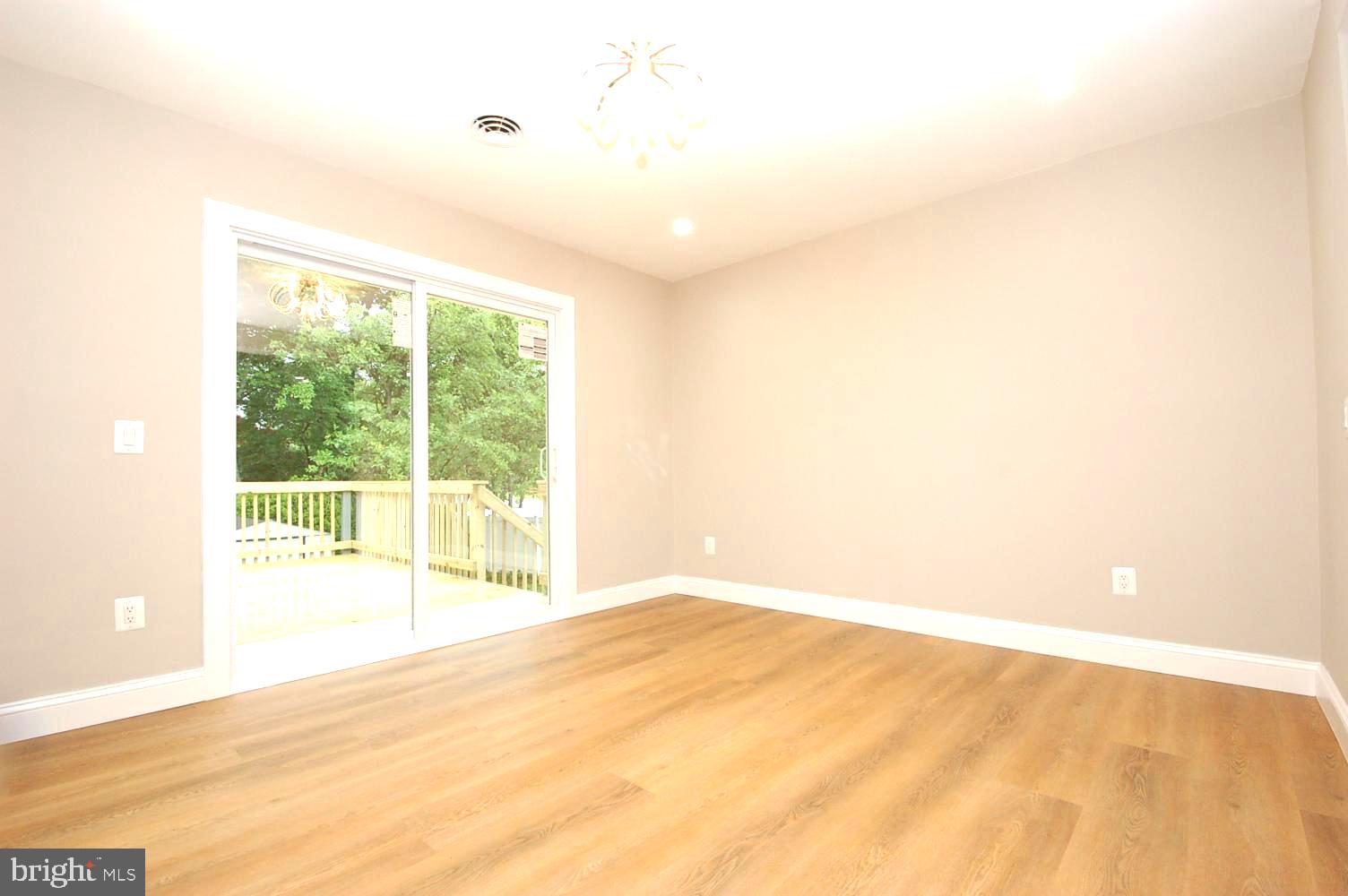MANHATTAN BEACH - Residential