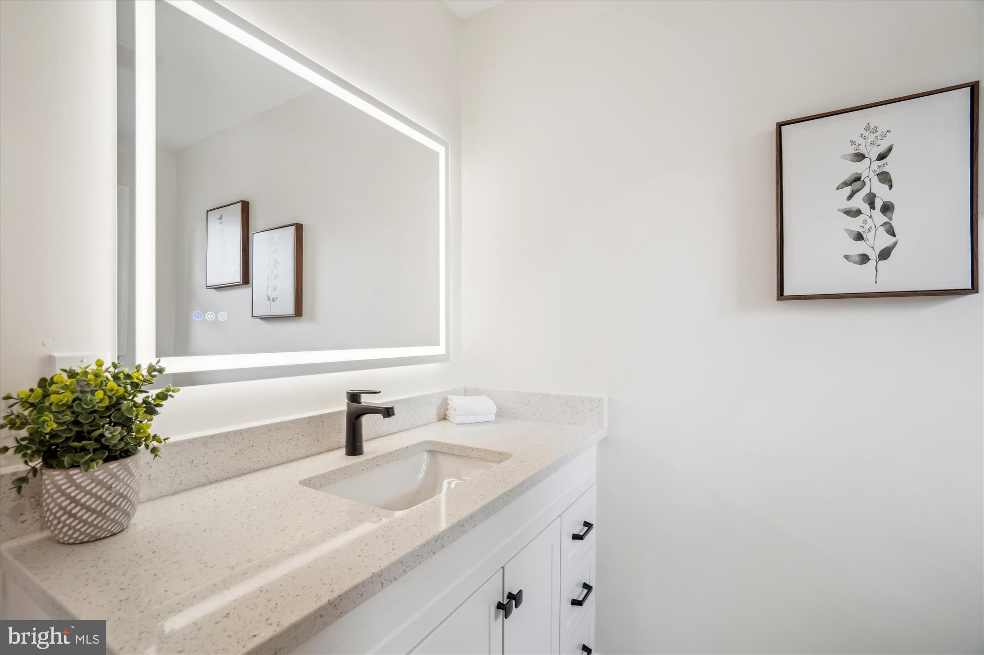 HOLMEHURST - Residential