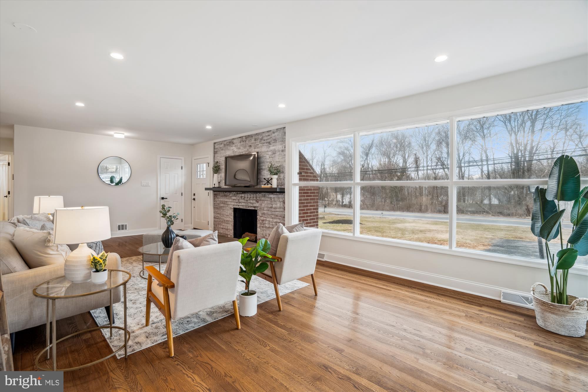 HOLMEHURST - Residential