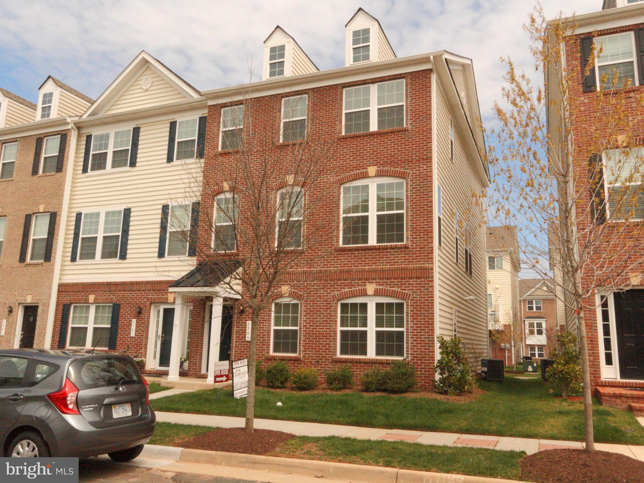 Fantastic Price, Like new 3 yr old 2 Car Rear Garage END TH in a great location. Next to LA Fitness, Harris Teeter, Buffalo Wild Wings & more. Priced far under past solds for quick Sale-others sold for up to $418k by builder-see tax records. Spacious-2,400 sf, Open plan, lots of light, Hardwood, Granite, Stainless, Double Ovens, 5 Burner Gas Cooktop, Hurry.