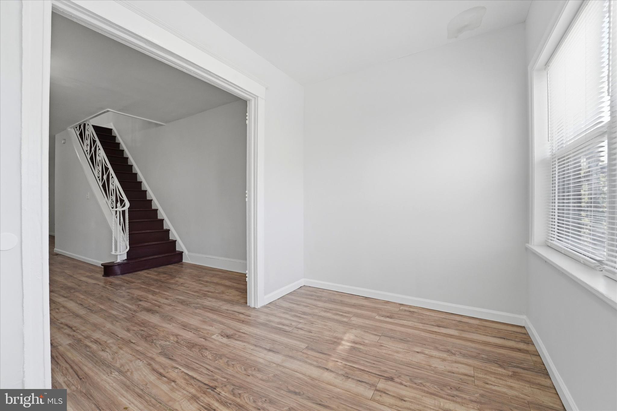 BELMONT - Residential