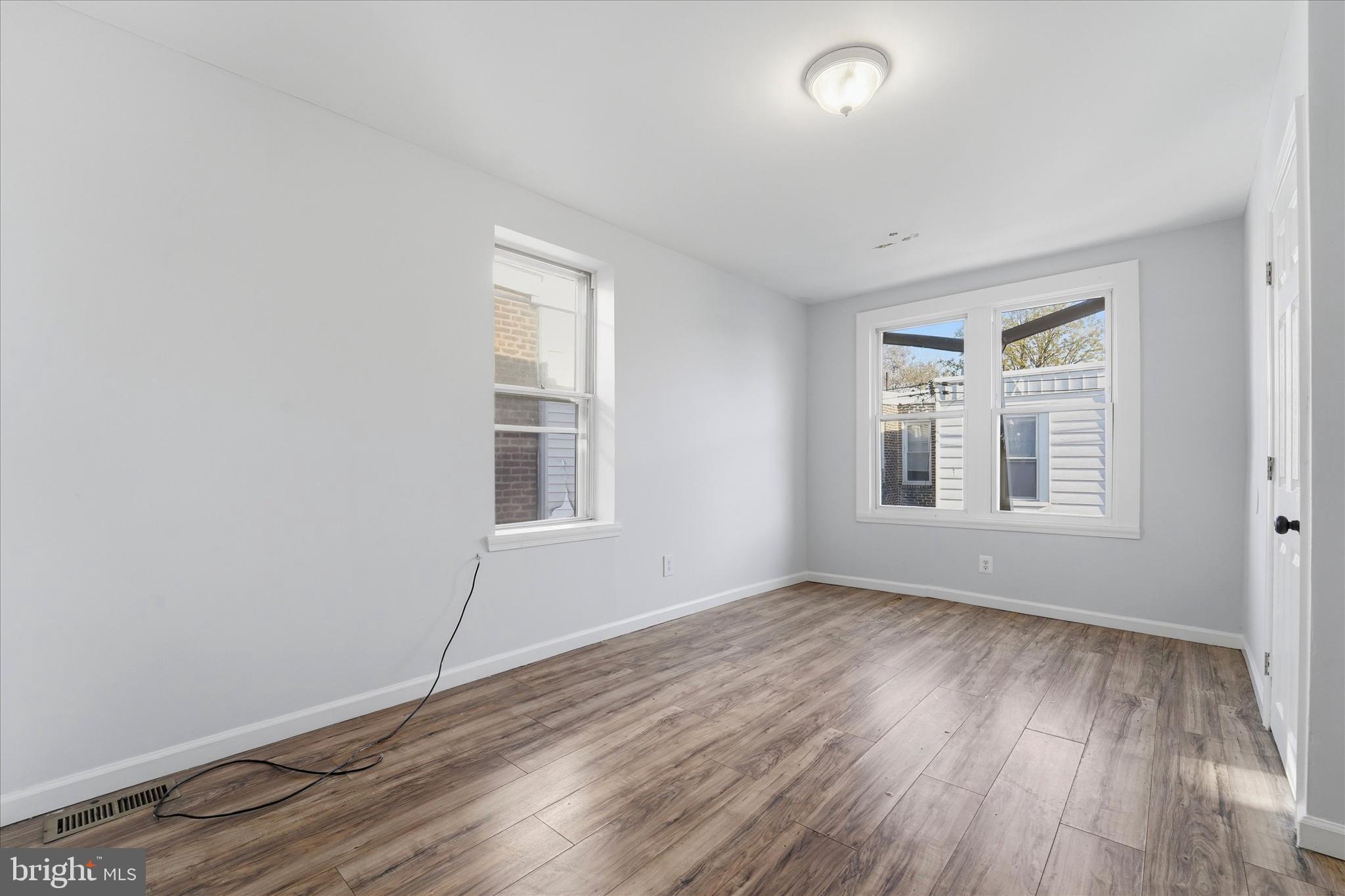 BELMONT - Residential