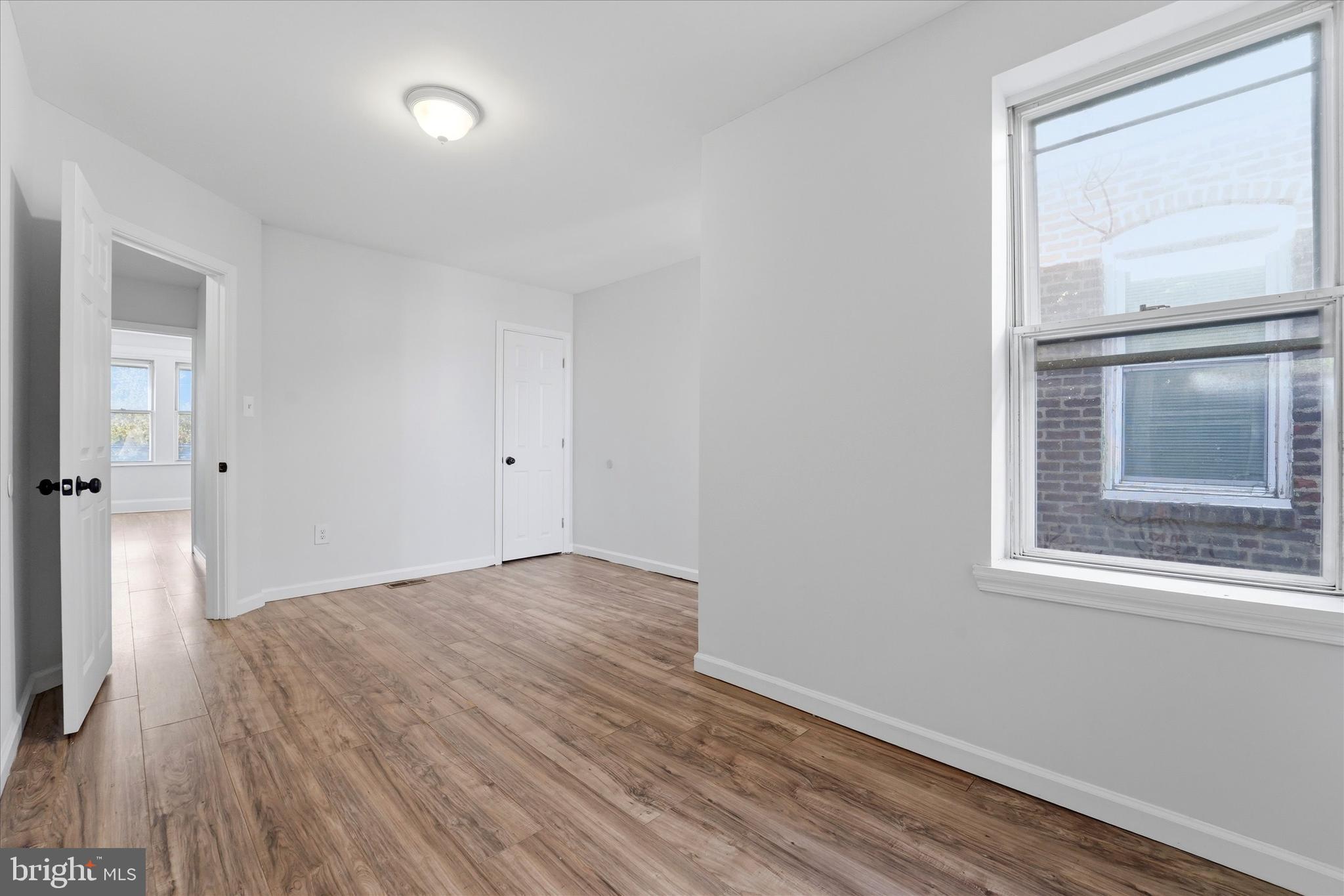 BELMONT - Residential