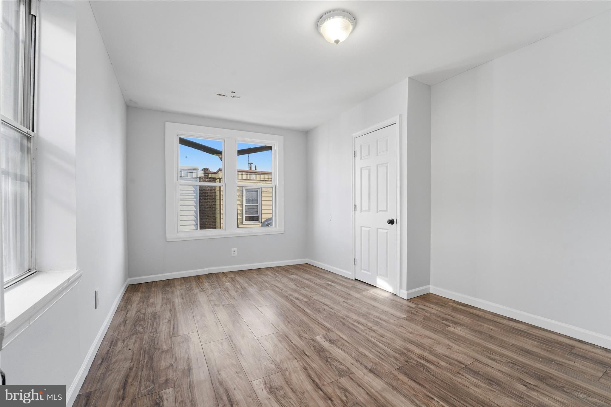 BELMONT - Residential
