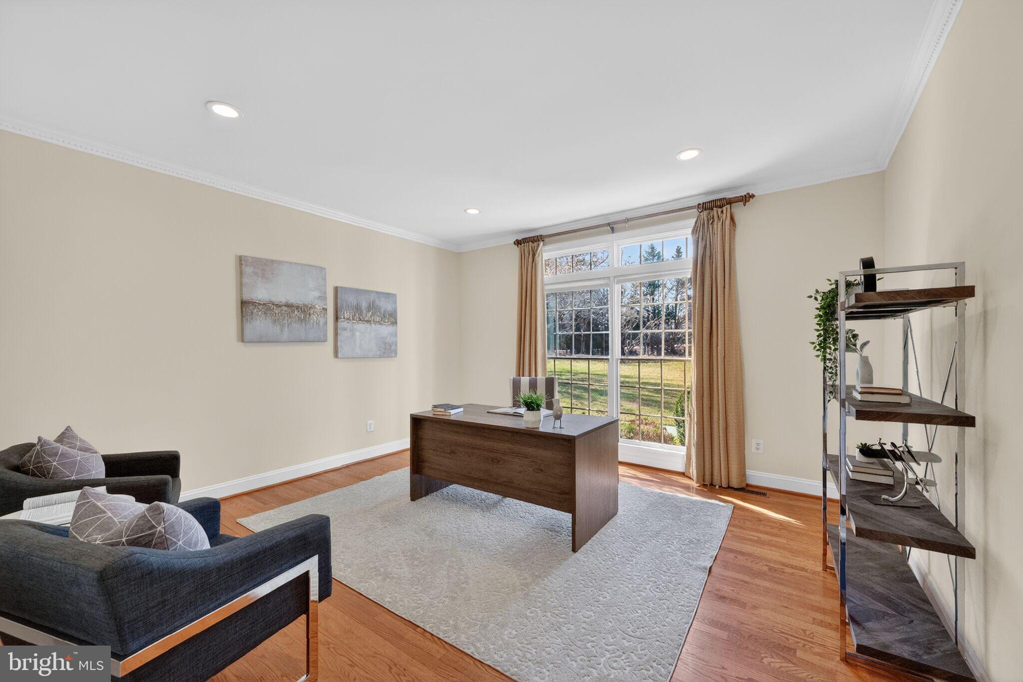 ELKINS - Residential