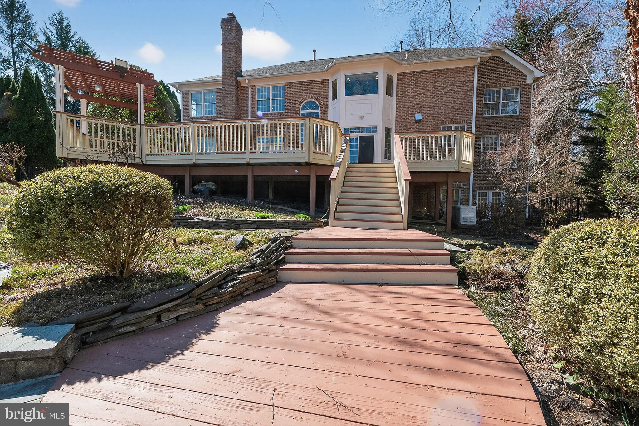 ELKINS - Residential