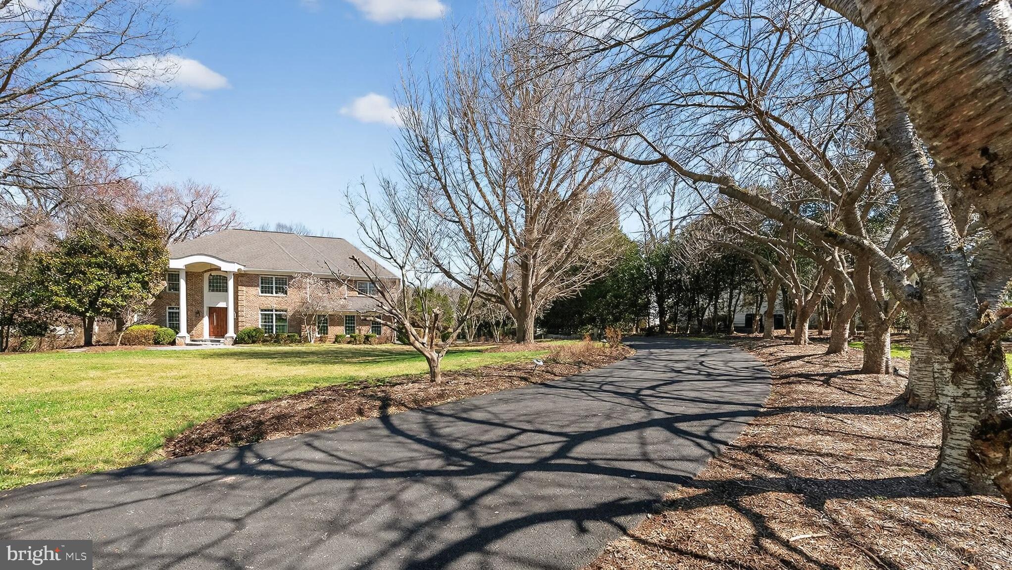 ELKINS - Residential
