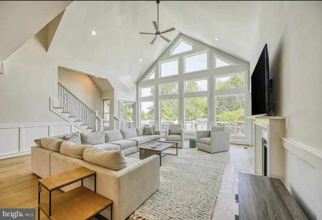 ROCK ISLAND LANDING - Residential