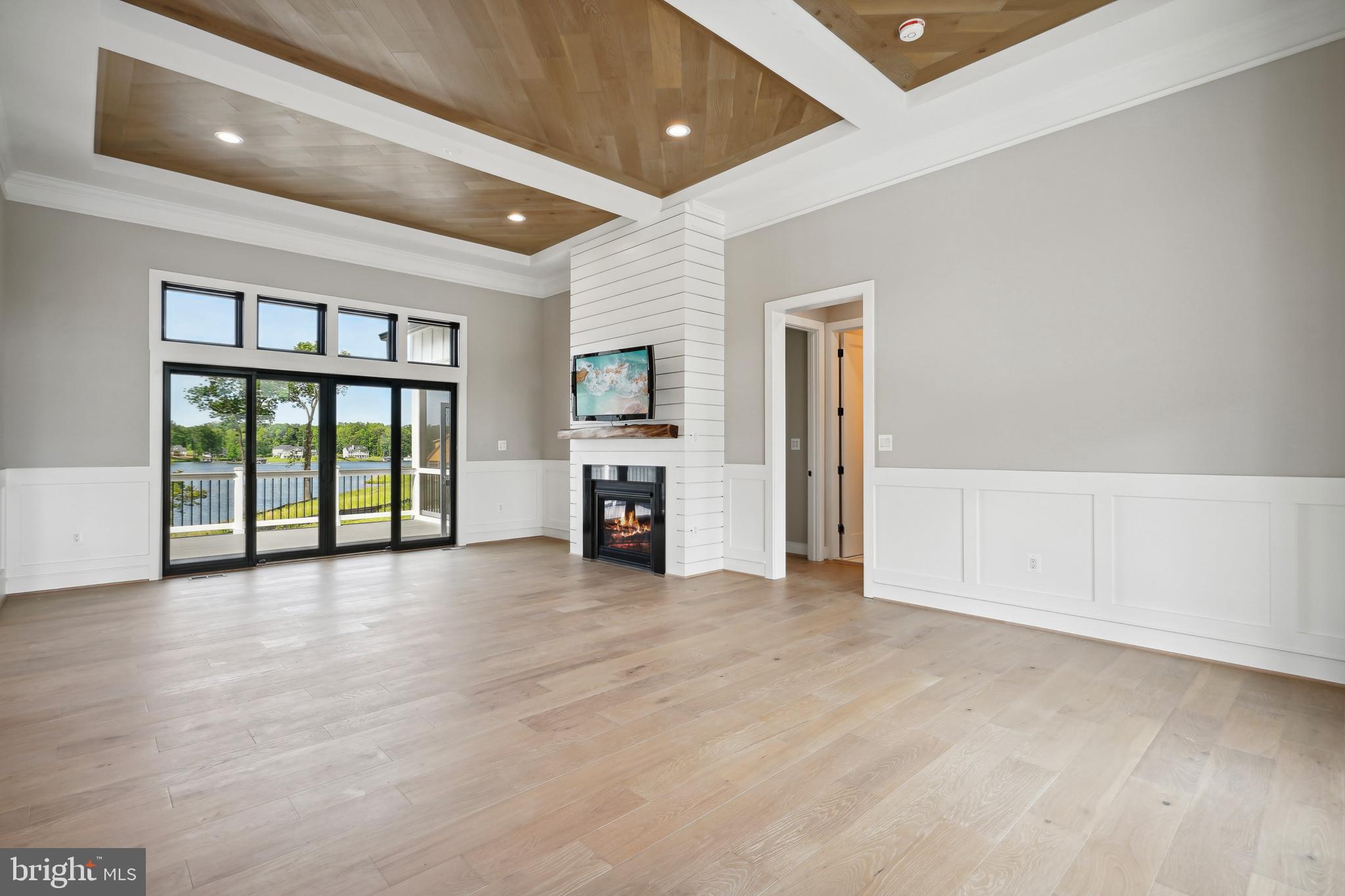 ROCK ISLAND LANDING - Residential
