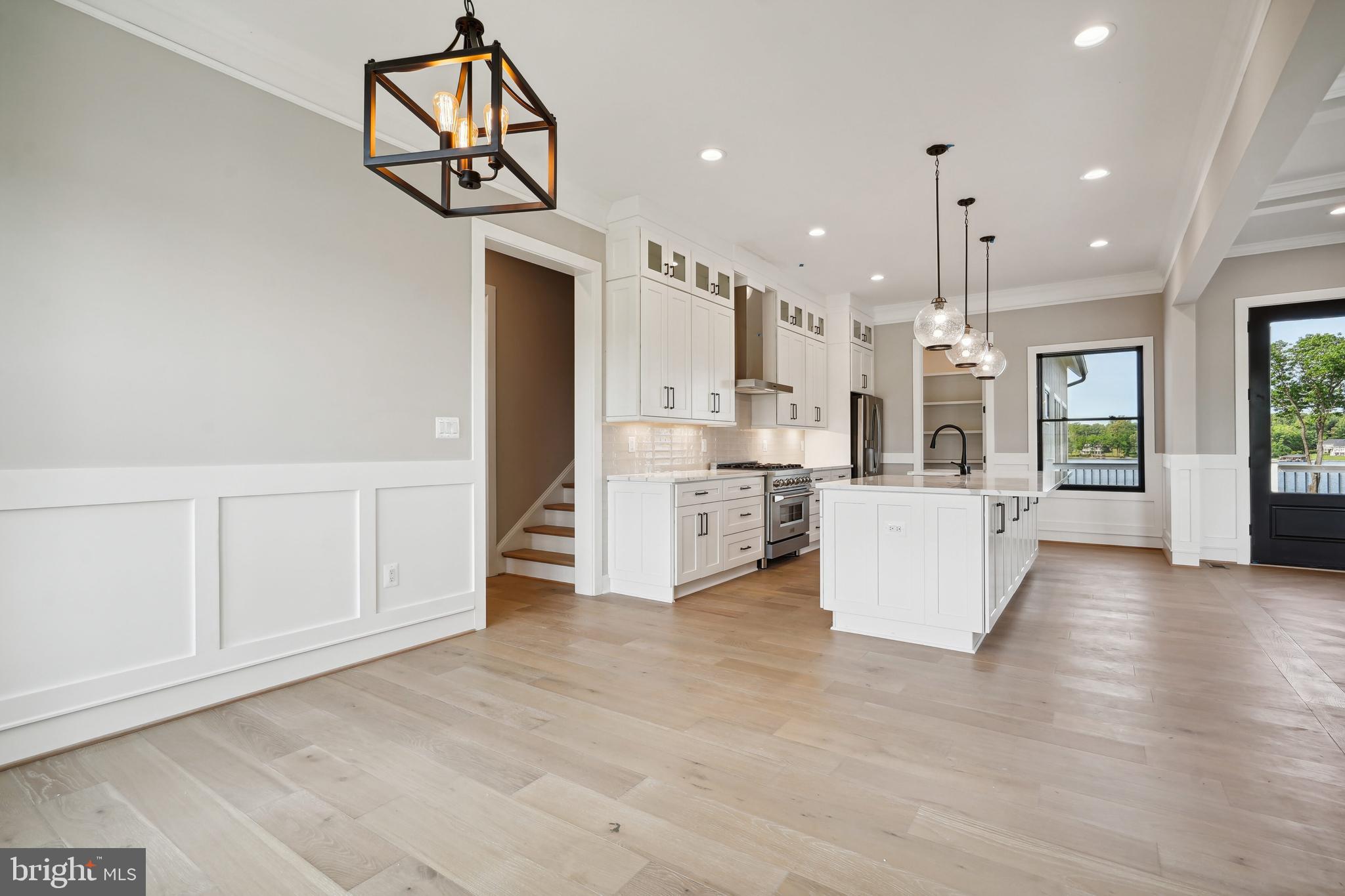 ROCK ISLAND LANDING - Residential