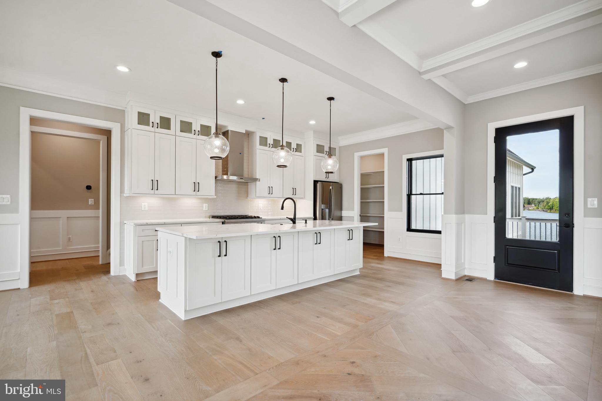 ROCK ISLAND LANDING - Residential