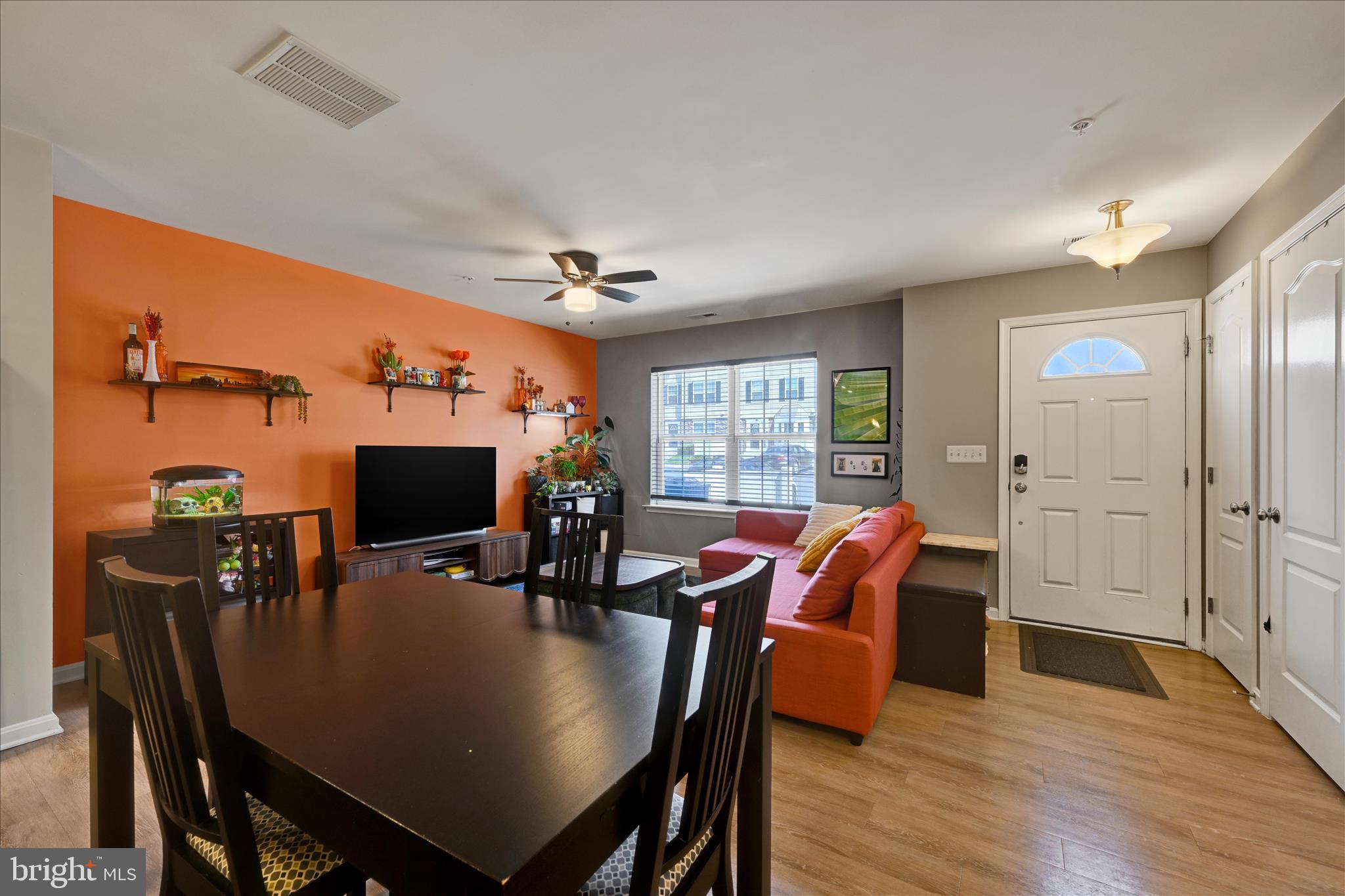 RESERVOIR RIDGE - Residential