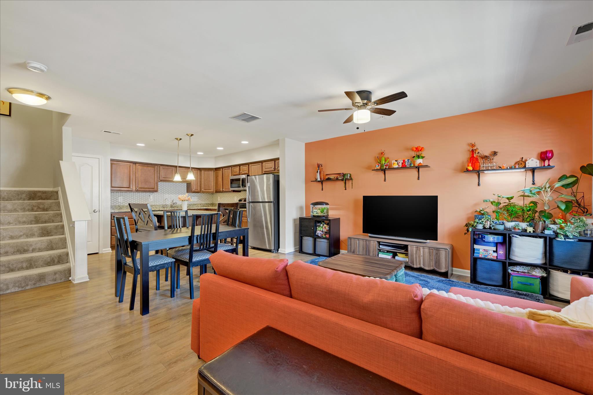 RESERVOIR RIDGE - Residential