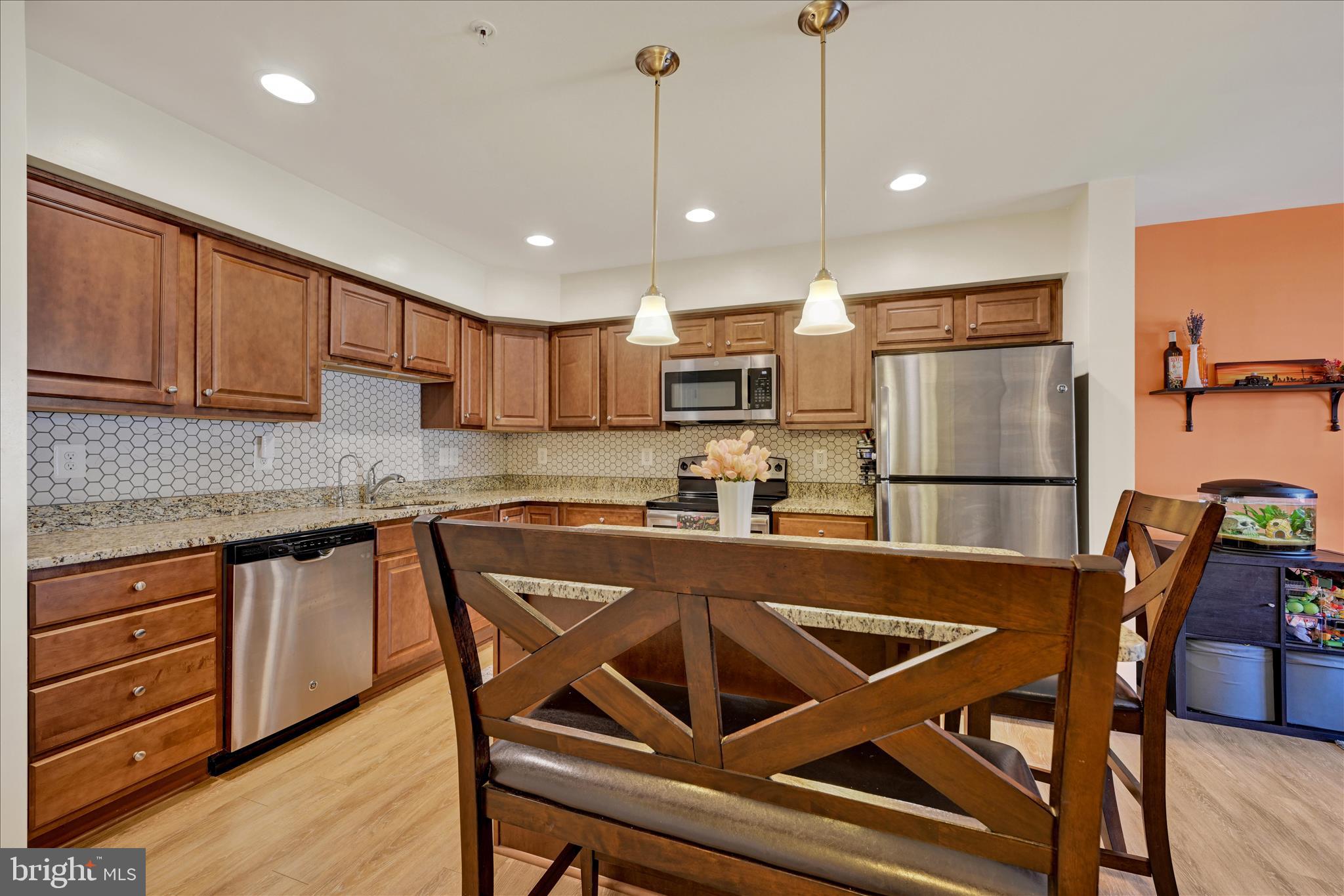 RESERVOIR RIDGE - Residential