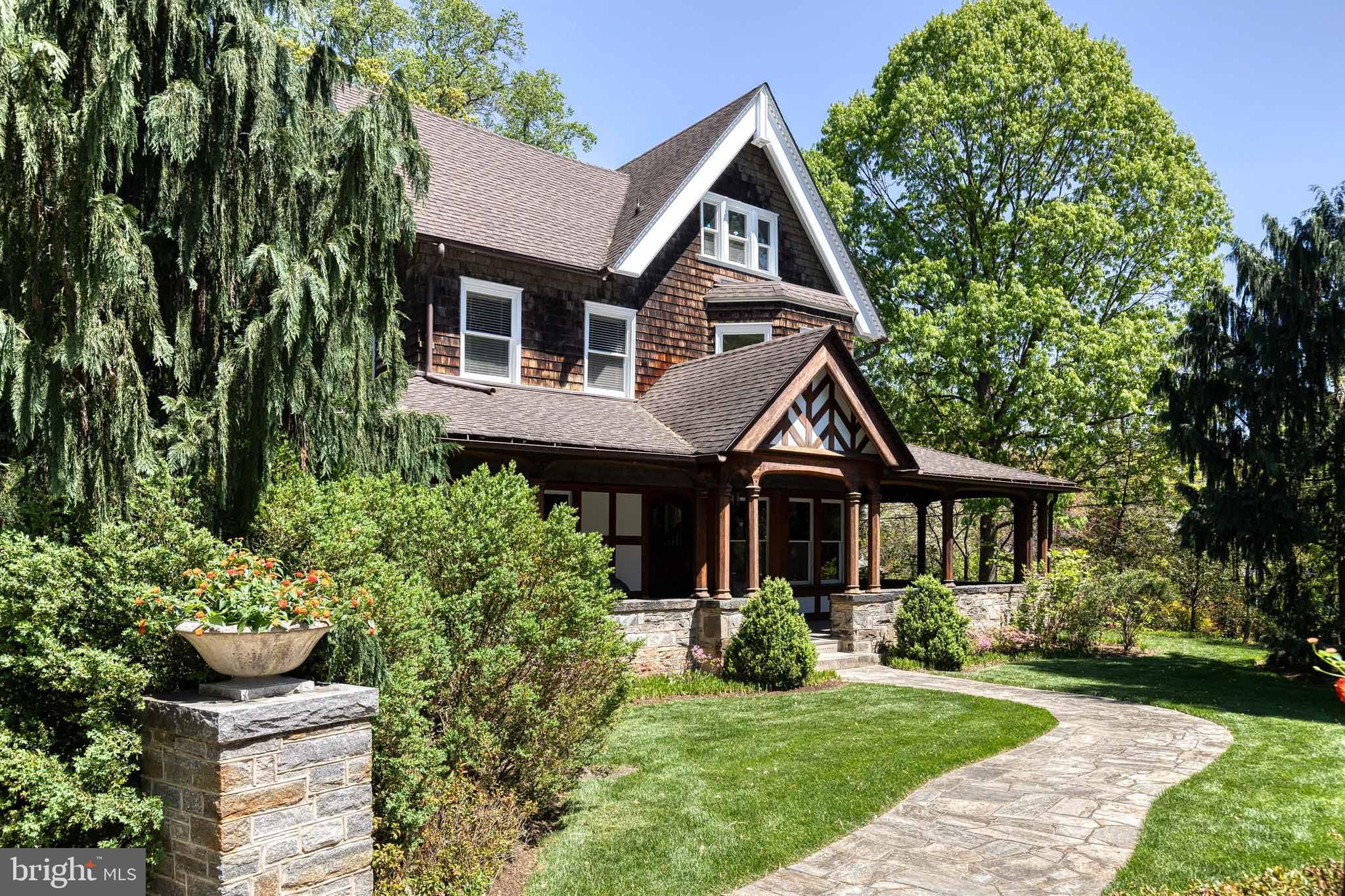 ROLAND PARK - Residential