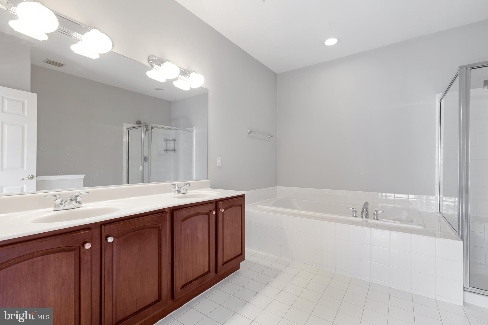 NORTH SHORE - Residential