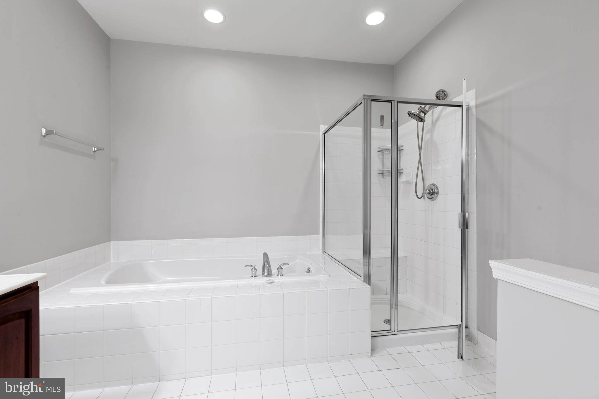 NORTH SHORE - Residential