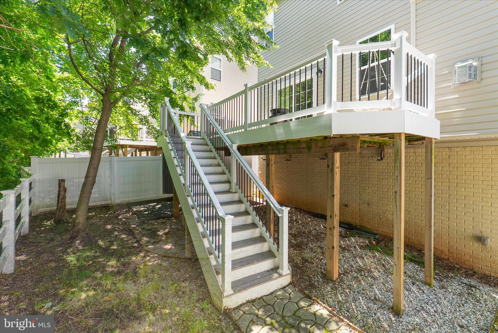 TANYARD SPRINGS - Residential