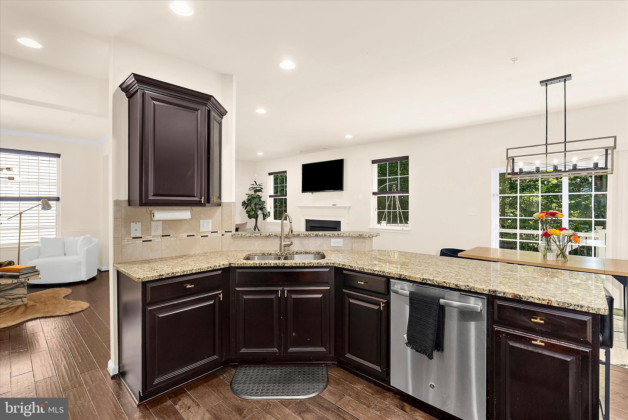 TANYARD SPRINGS - Residential