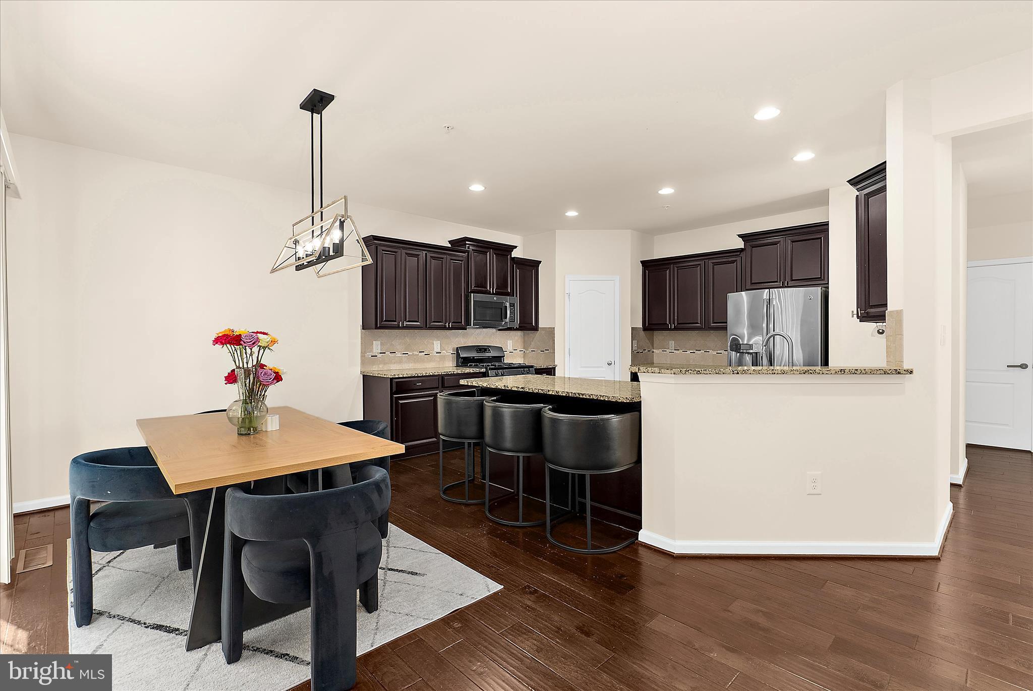 TANYARD SPRINGS - Residential