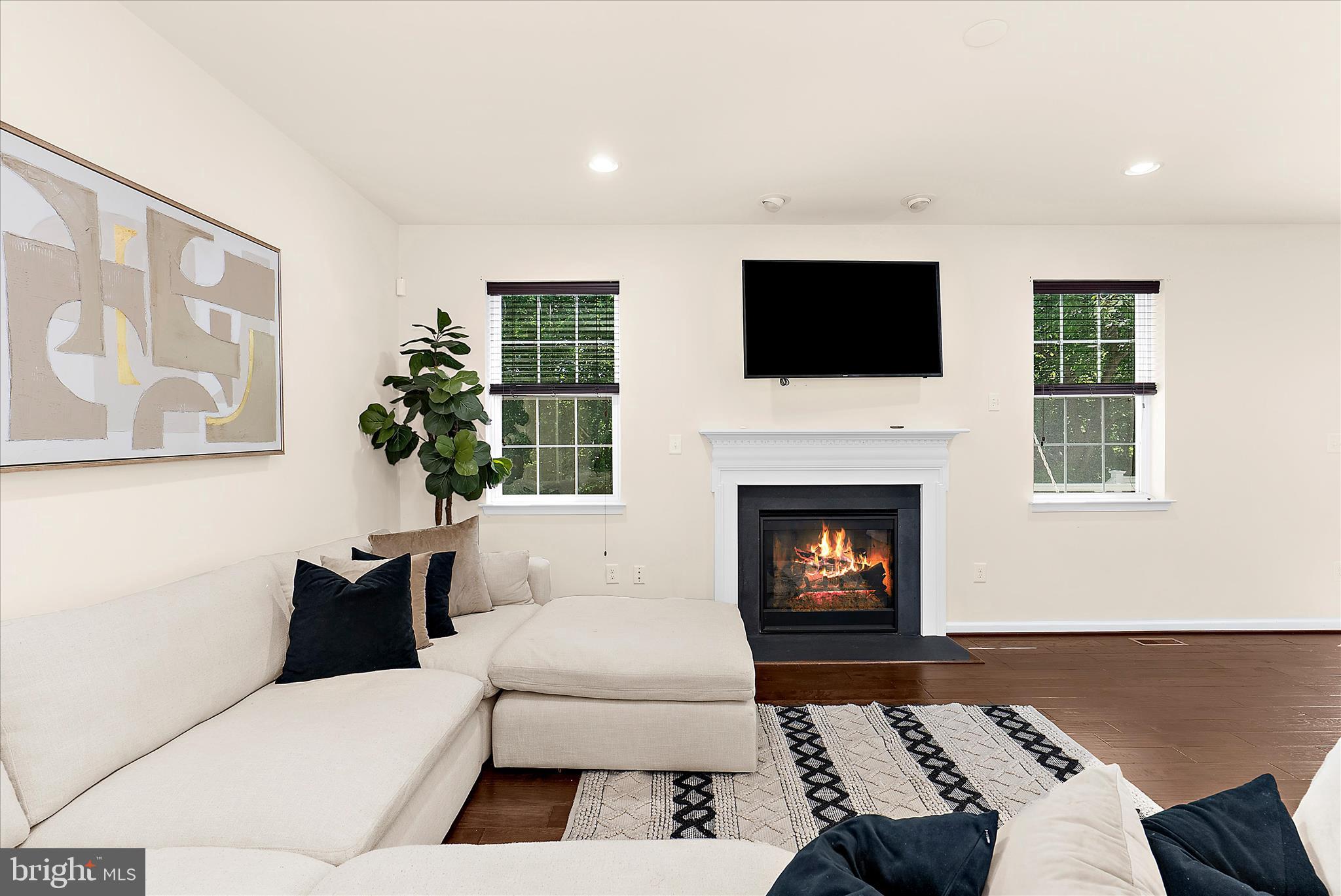 TANYARD SPRINGS - Residential