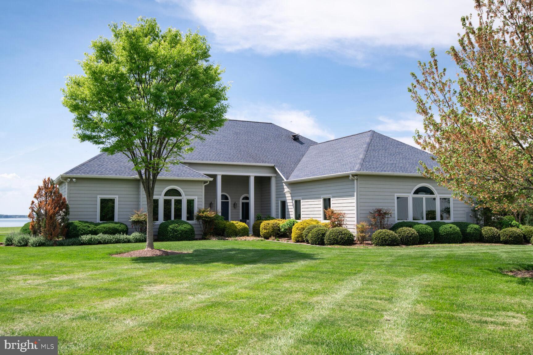 ROYAL OAK - Residential