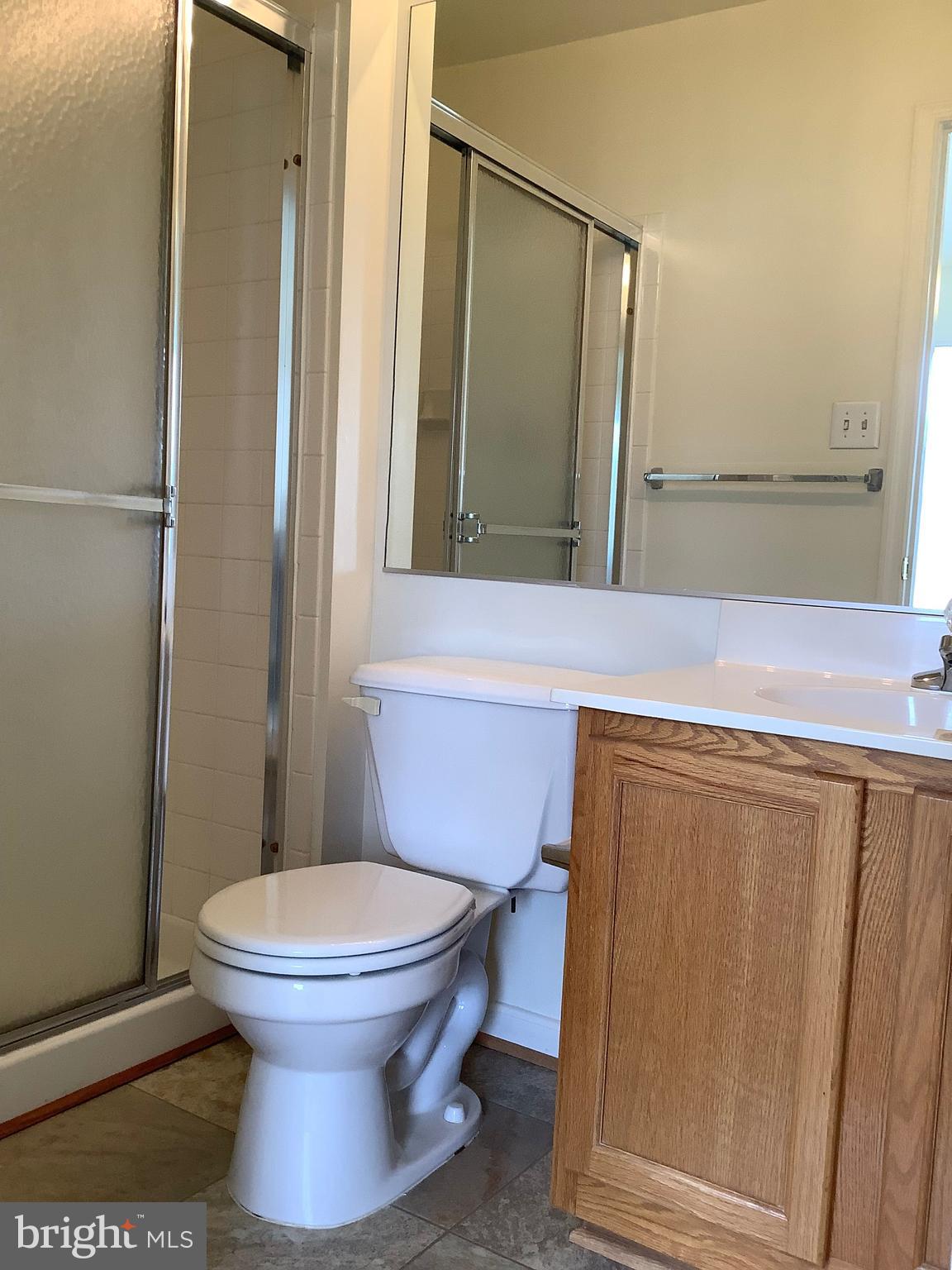 MOUNT VERNON TOWNES - Residential Lease