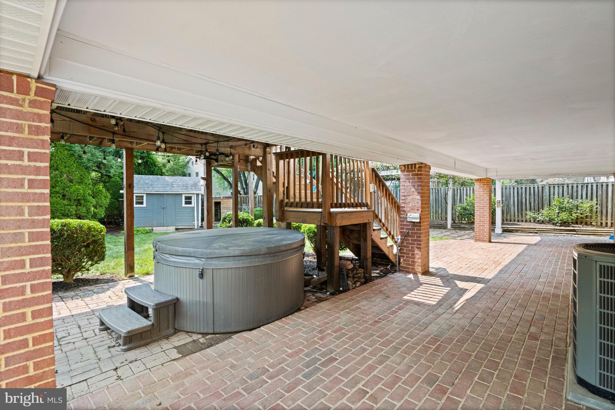 GREENBRIAR - Residential