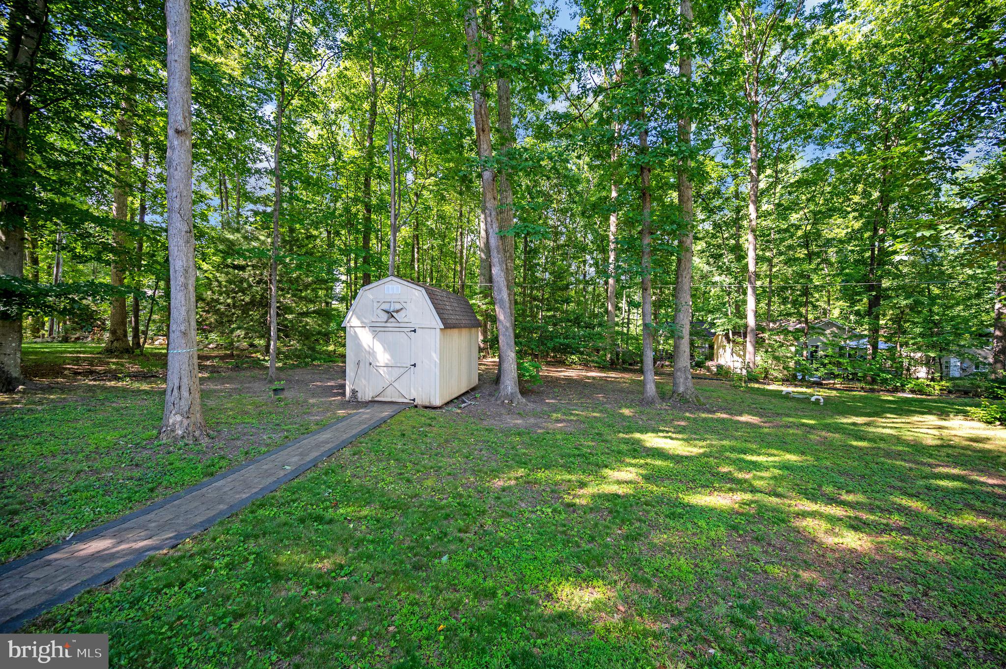 LAKE OF THE WOODS - Residential