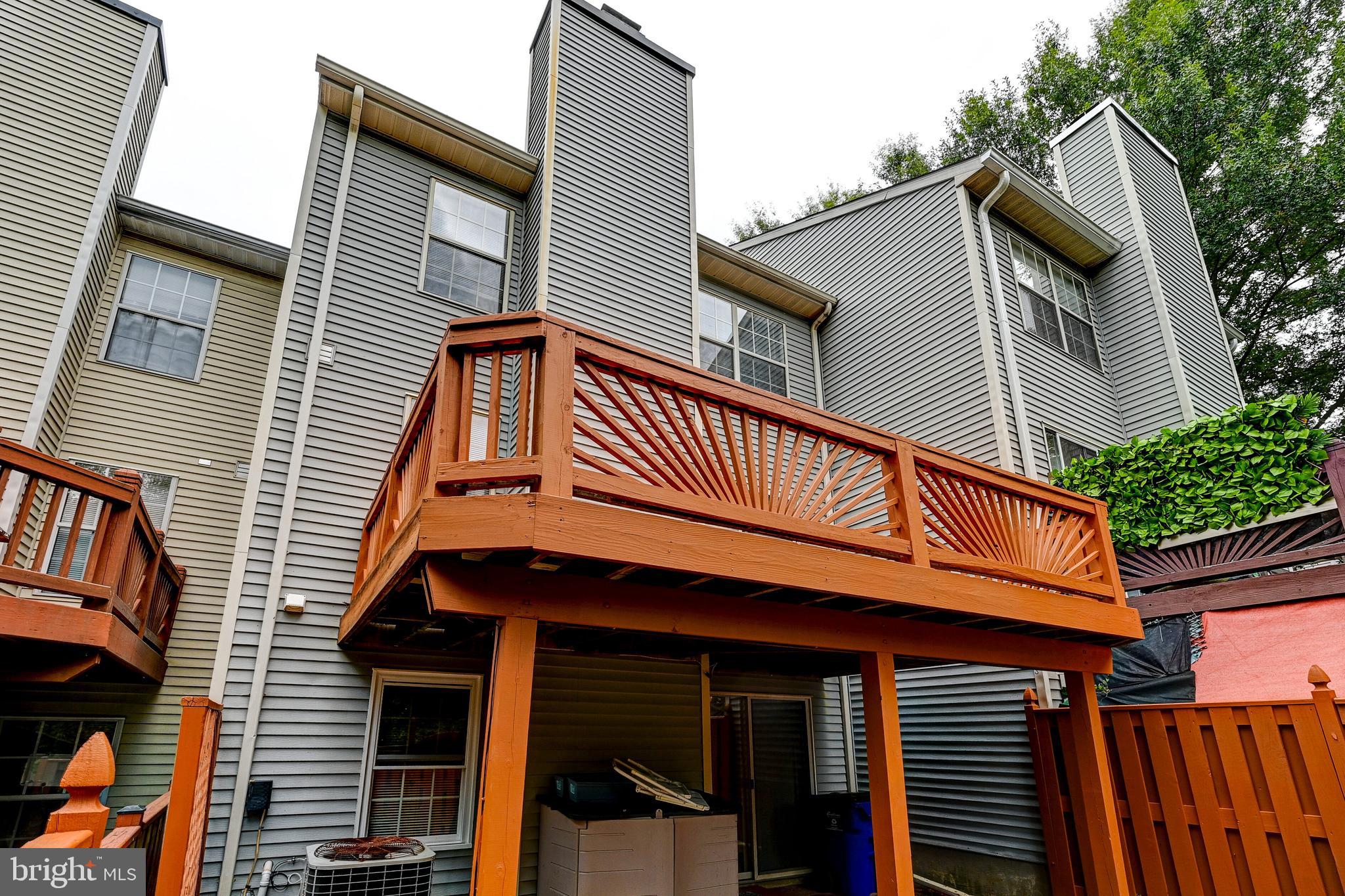 CLARY'S FOREST - Residential Lease