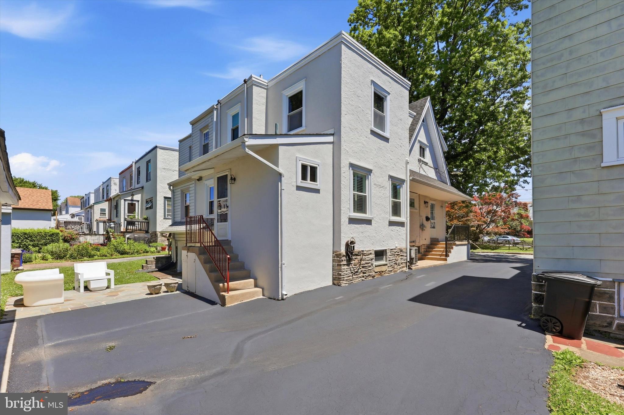 ARDMORE PARK - Residential