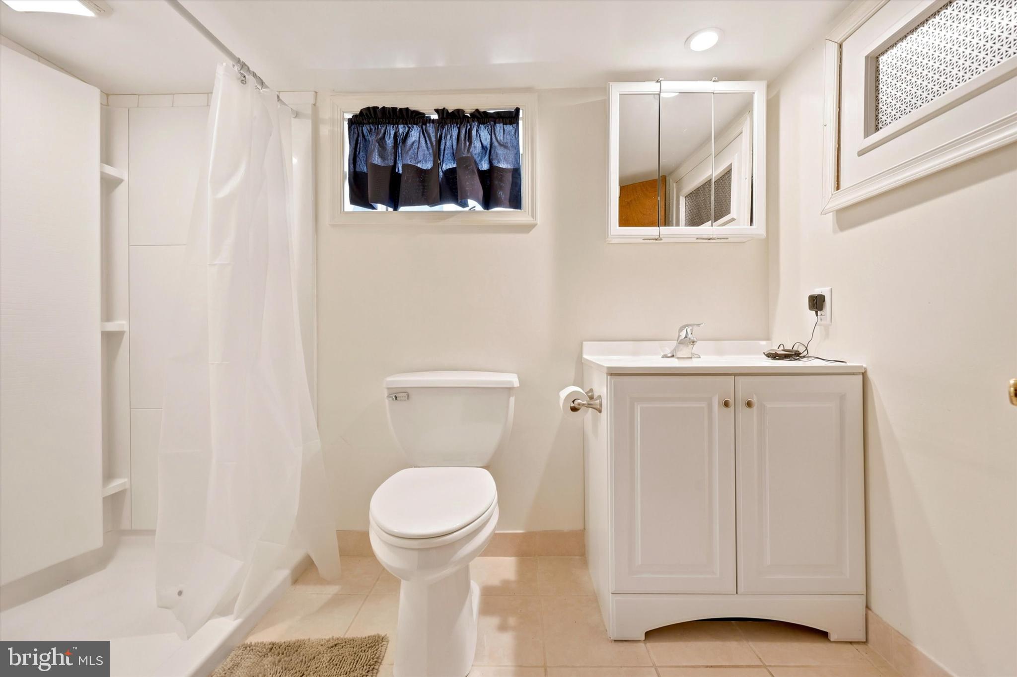 ARDMORE PARK - Residential