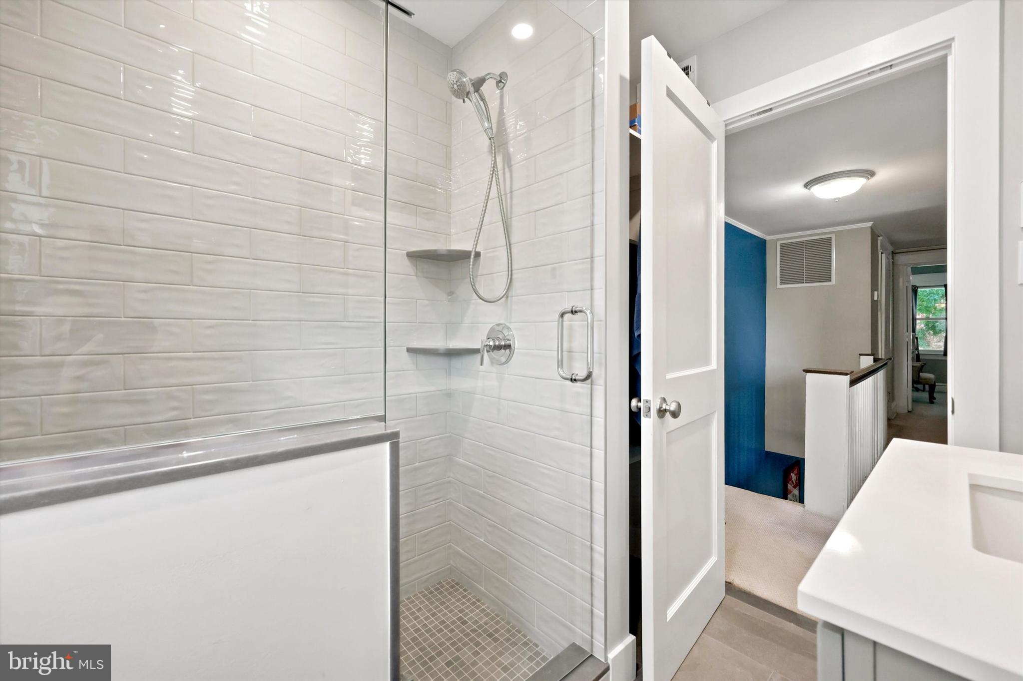 ARDMORE PARK - Residential