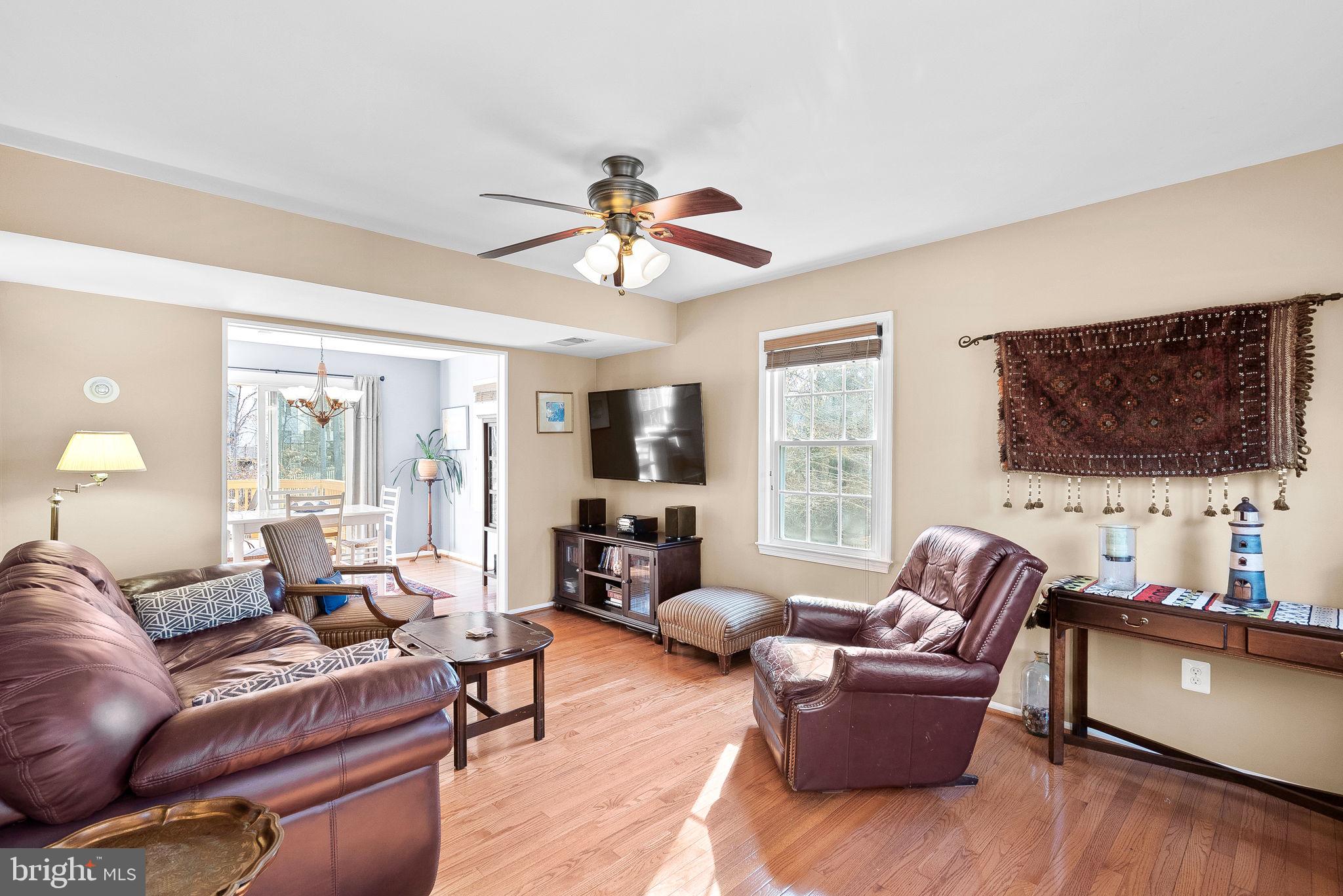 LAKE BRADDOCK - Residential